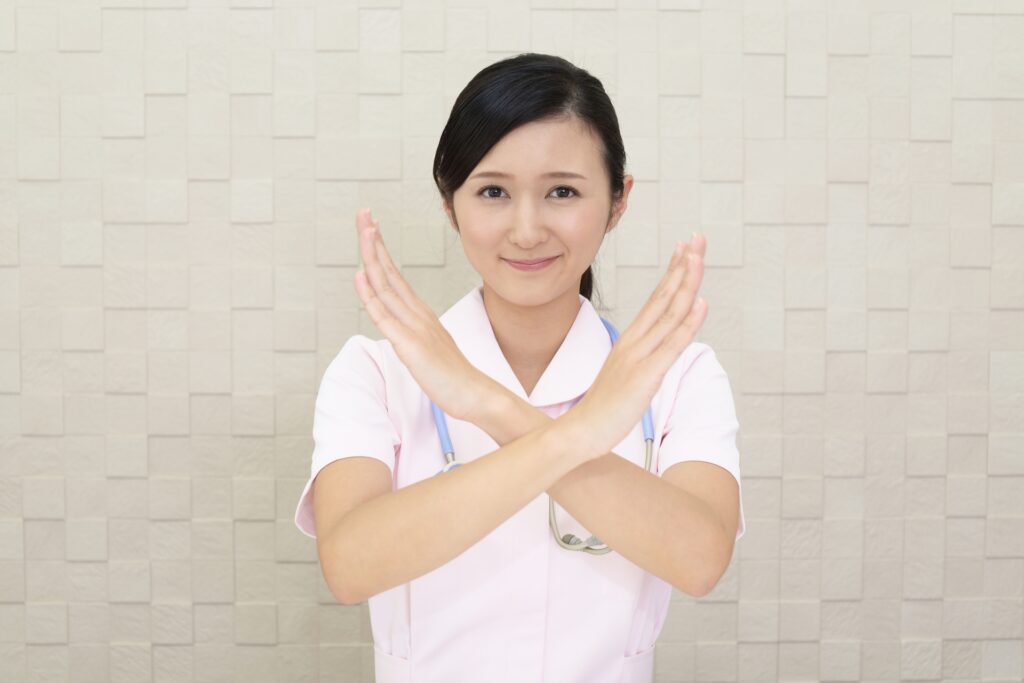 首元や目元・脇の下のアクロコルドンは絶対に自分で除去いてはいけない